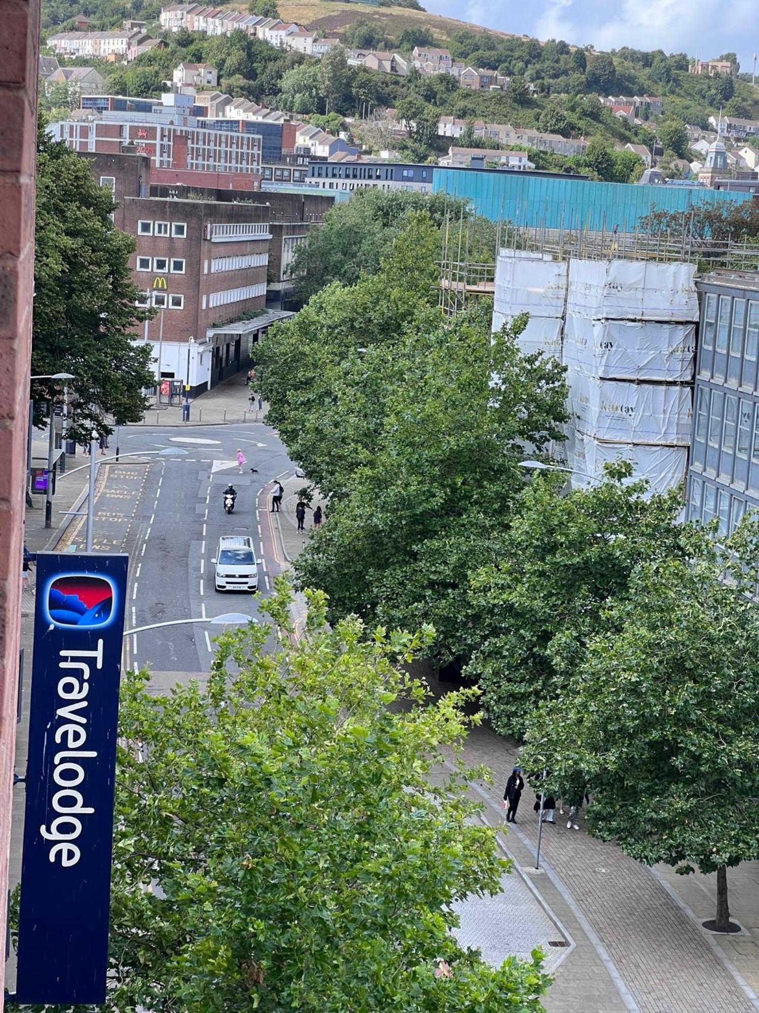 Great City Centre Getaway Apartment 2 Bed Near The Beach And Shopping Area Swansea Exterior foto